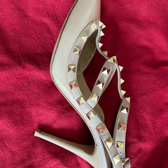 NUDE PATENT ROCKSTUD CAGED PUMP 100MM SIZE 7.5 - Picture 5 of 13